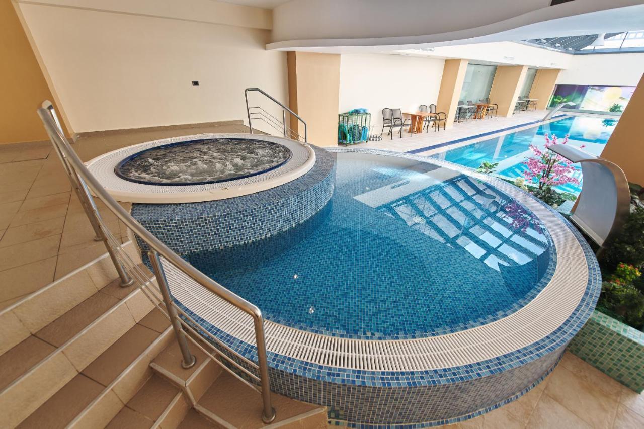 Hotel Emd Bacau Ngoại thất bức ảnh