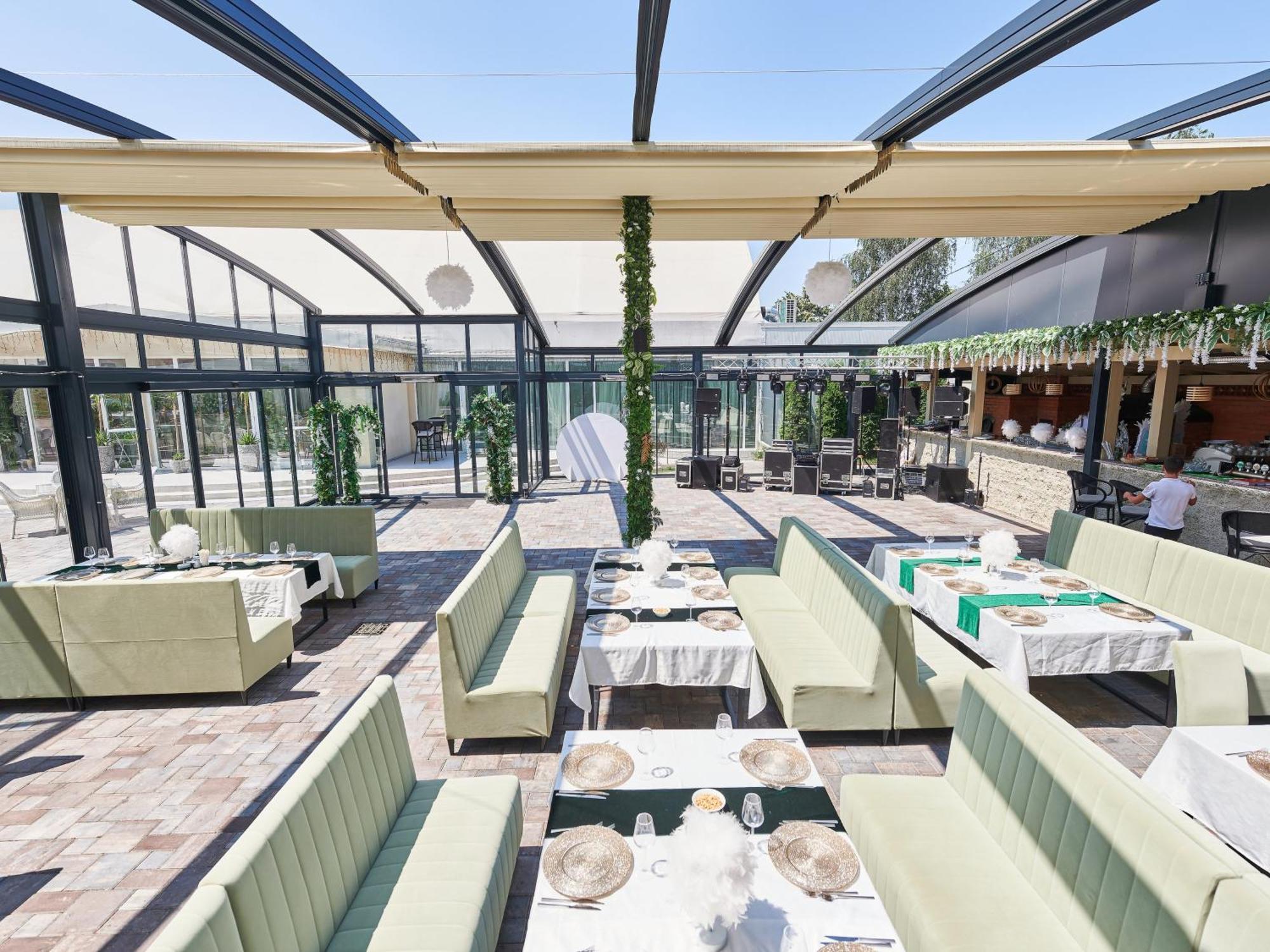 Hotel Emd Bacau Ngoại thất bức ảnh