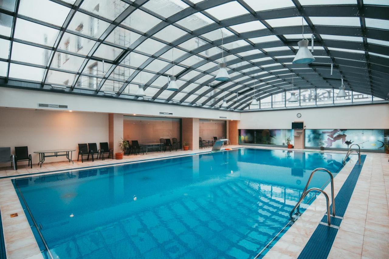 Hotel Emd Bacau Ngoại thất bức ảnh